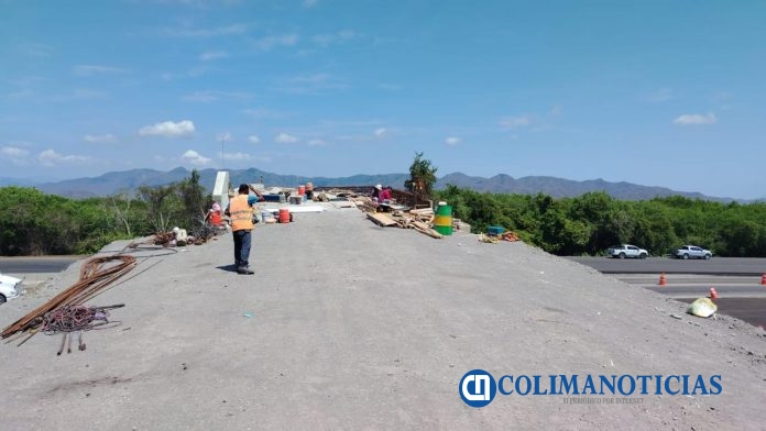 Buenas noticias para salineros y turismo reanudan obra del Puente Salinero en Cuyutlán