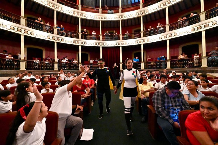 Cultura Colima e INBAL concluyen con éxito funciones para estudiantes en el Teatro Hidalgo