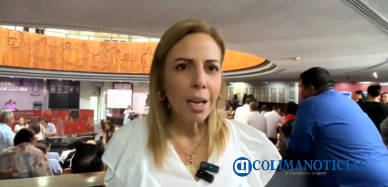 Alcaldesa de Comala, Dany Orozco invita a regidora Verónica Fermín a presentar pruebas de presunto desvío de recursos