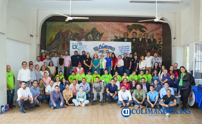 Encabeza Tey jornada de colecta Kilómetro del Peso en VdeA