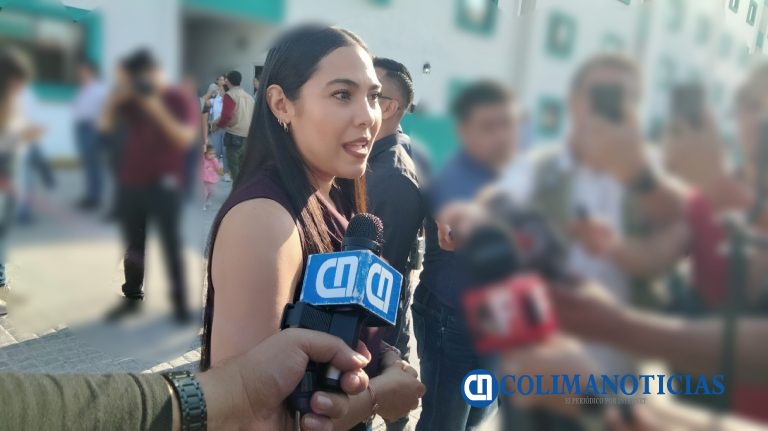 Gobernadora Indira Vizcaíno confía se resuelva tema de terreno en Manzanillo y construir Viviendas del Bienestar 