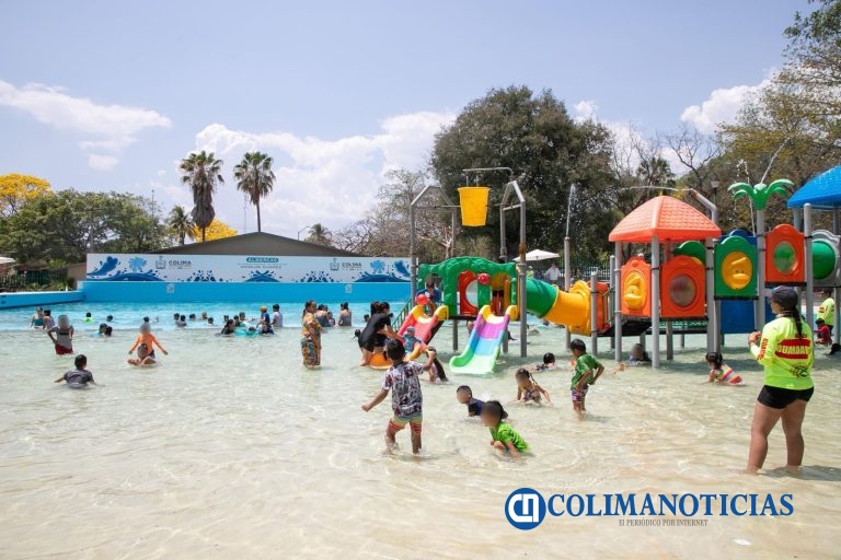 Gobernadora Indira Vizcaíno convive con infancias y adolescencias de los CAS, en albercas del Parque Regional