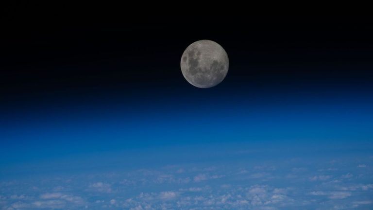 Con inversión de 20 mil mdd, la NASA proyecta su regreso a la Luna en 2028