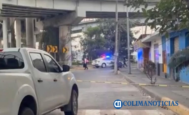 Muere motociclista al caer del puente vehicular del Barrio I del Valle de las Garzas