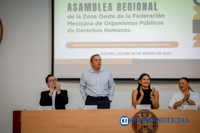 Rector UdeC asiste a conversatorio sobre derechos Humanos