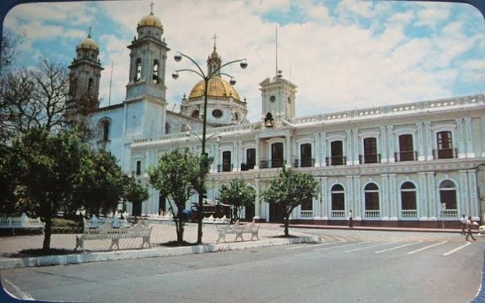 Regresa el Congreso de Colima a su antigua Sede en Palacio de Gobierno (2)