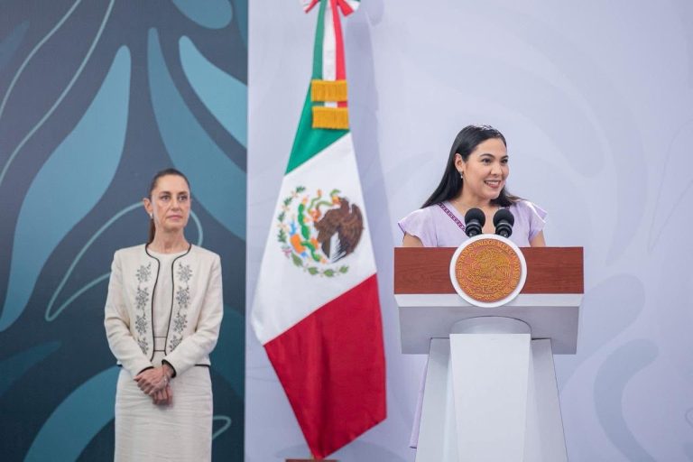 Respaldo del Gobierno de México se ve en todo Colima: Indira Vizcaíno en ‘La Mañanera’ con la Presidenta desde Manzanillo