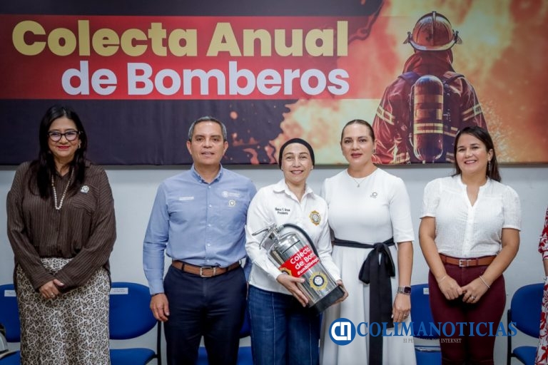 “Ésta no es sólo una colecta, es una lección de humanidad”: Blanca Urzúa