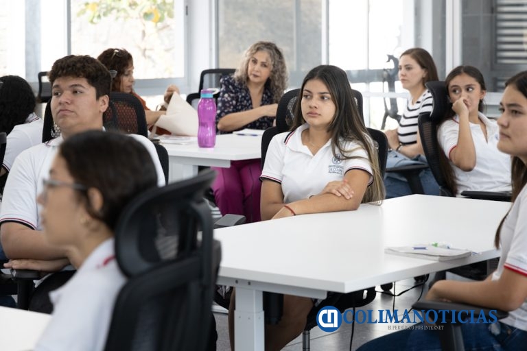 Ternium y UdeC inician taller de marketing  digital en Biblioteca Inteligente de Cuauhtémoc