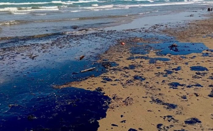 derrame-de-petroleo-en-costas-de-veracruz