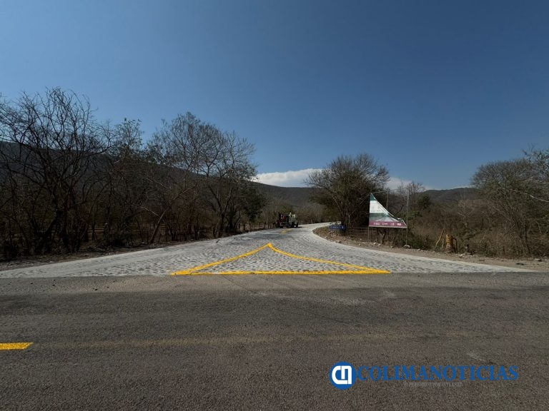 Avanzan Caminos Artesanales que se construyen en Colima