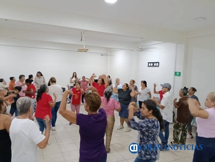 Danzaterapia en Tecomán