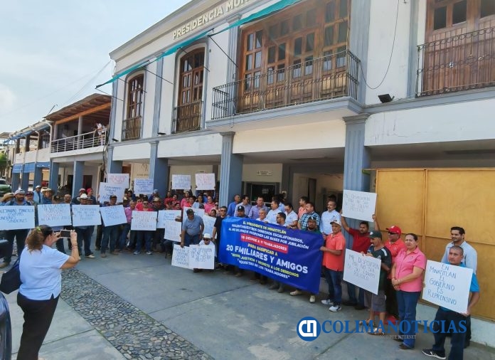 Despide alcalde de Minatitlán a once sindicalizados para basificar a 20 familiares (4)