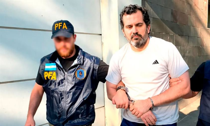 Fernando Farías pedirá asilo político