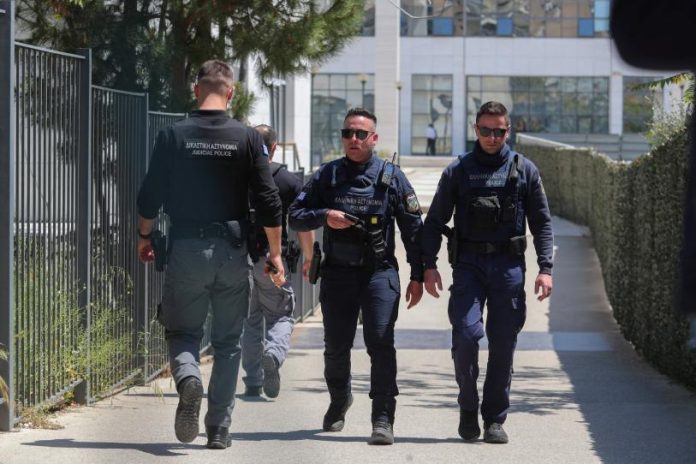 Grecia policia