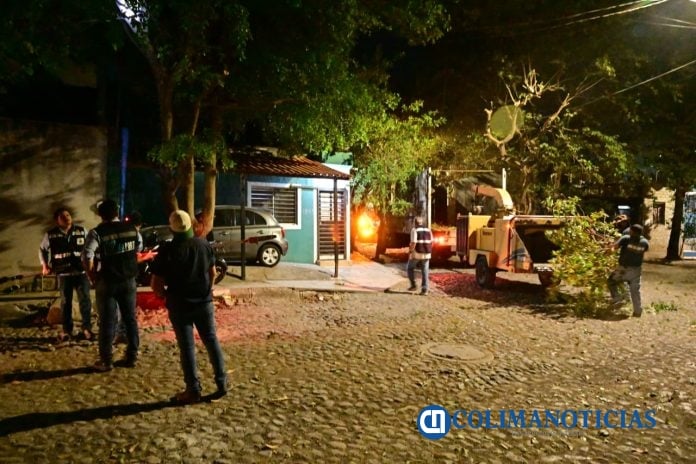 Iluminada al 100 % la colonia Jardines del Sol Riult Rivera (2)