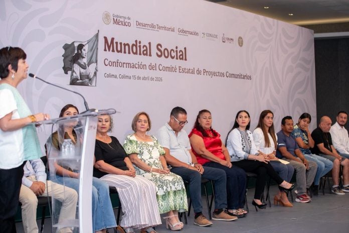 Indira Vizcaíno firma convenio con Gobierno de México para sumar a Colima al Mundial Social 2026 (3)