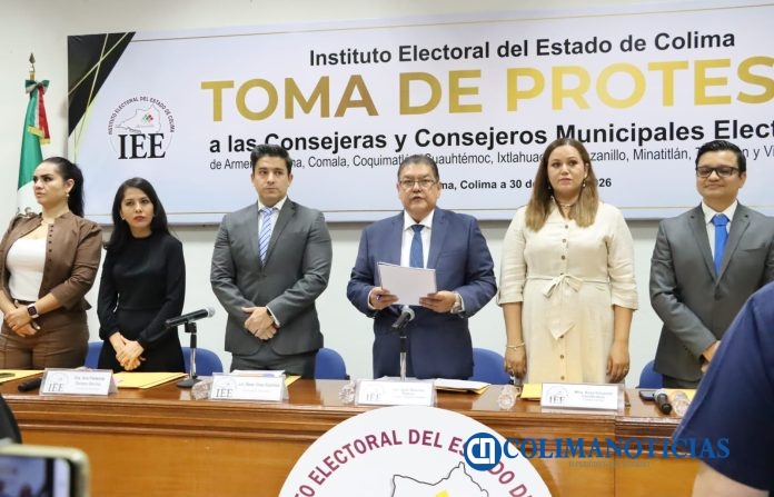 Rinden protesta los nuevos consejeros Municipales Electorales del IEE (2)