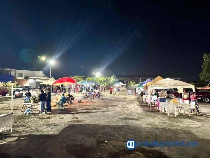 Tianguis emprendedor nocturno