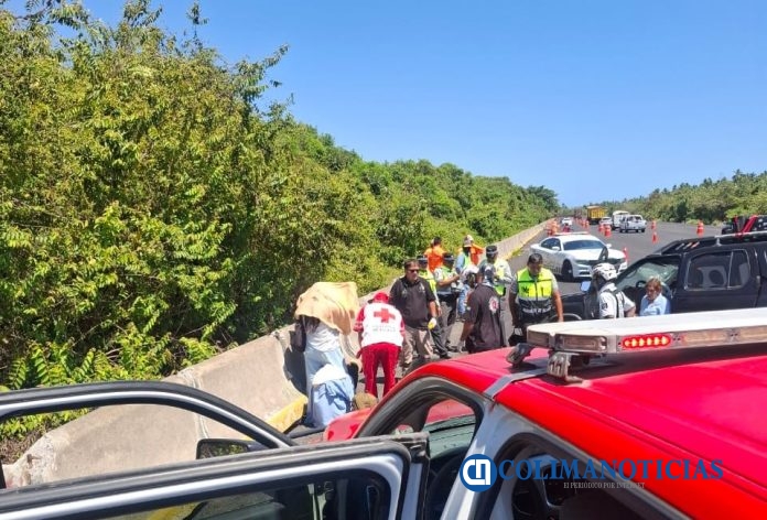 choque en la autopista Manzanillo-Colima