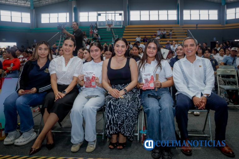 Gobierno de Colima presenta “Mi ColiBeca para el Futuro”, en la UdeC