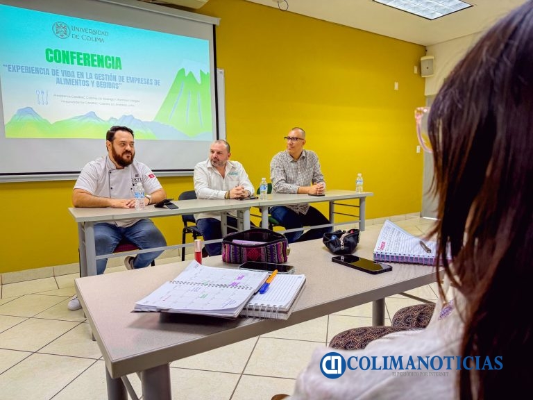 CANIRAC da conferencia sobre la industria de alimentos y bebidas en la Facultad de Turismo