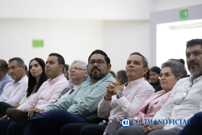 Celebran 45 años del Centro Universitario de Investigaciones Jurídicas_b