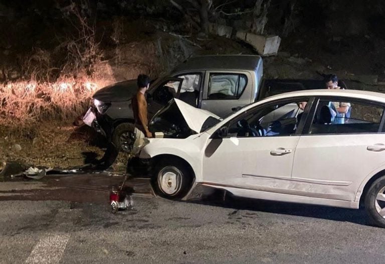 4 lesionados, entre ellos dos menores, deja choque en la carretera Armería–Tecomán