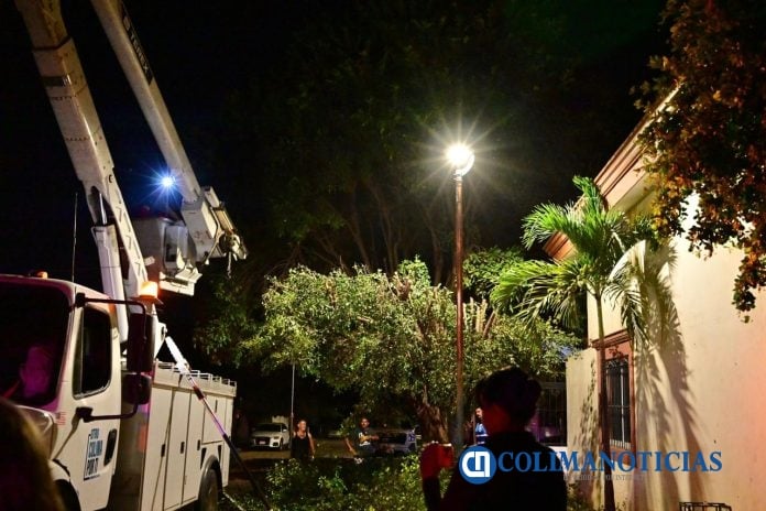 Cumple Riult Rivera 50 recorridos nocturnos; visita y atiende Real Vista Hermosa