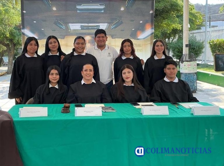 Estudiantes del Bachillerato 26 promueven cultura  jurídica con simulacro de la Suprema Corte de Justicia