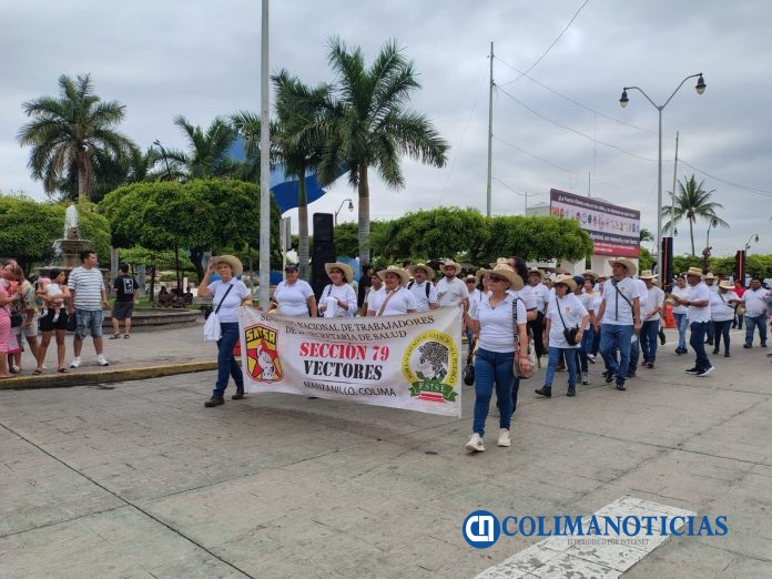 En Manzanillo, conmemoran sindicatos el Día del Trabajo con Marcha Obrera (2)