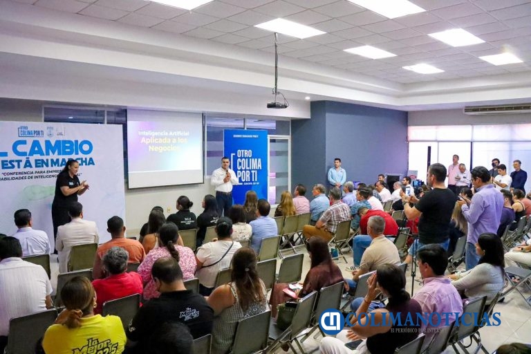 Encabeza Riult Rivera capacitación en Inteligencia Artificial para empresarios de Colima