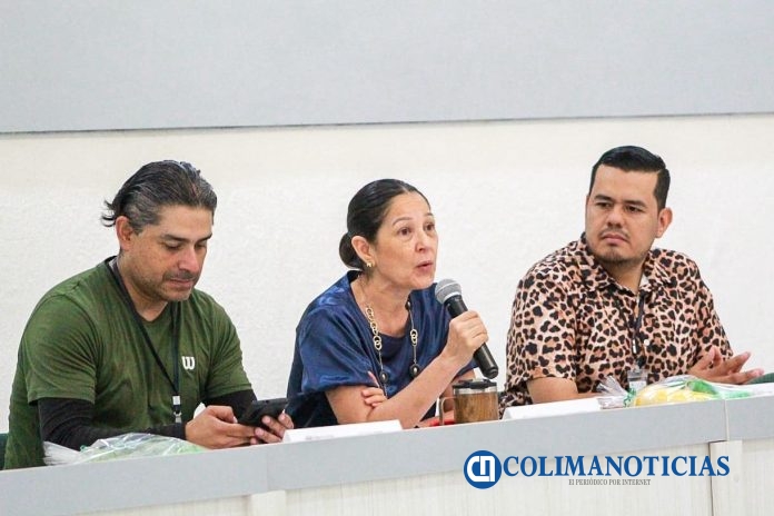 Estudiantes de la UdeC y de la UIEM comparten investigaciones académicas_Ana, FALCOM