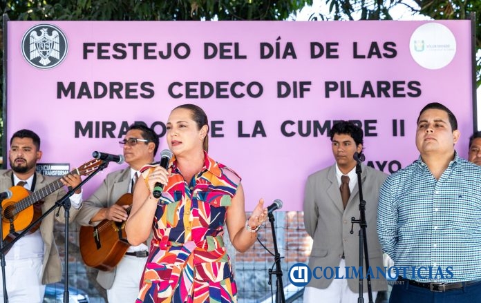 Festeja Voluntariado a mamás del CEDECO_Blanca