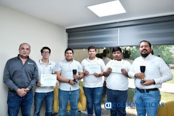 Ganan bachilleres UdeC concurso nacional de diseño e impresión 3D