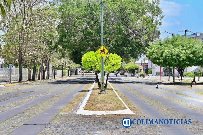 Gobierno de Riult Rivera mejora imagen urbana en principales avenidas de Colima