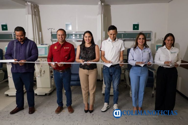 Indira Vizcaíno inaugura Sala de Hemodiálisis en el Hospital de Tecomán, tras 18 años de solicitud