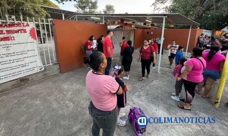 Inscripción de niños foráneos genera retos administrativos en Tecomán