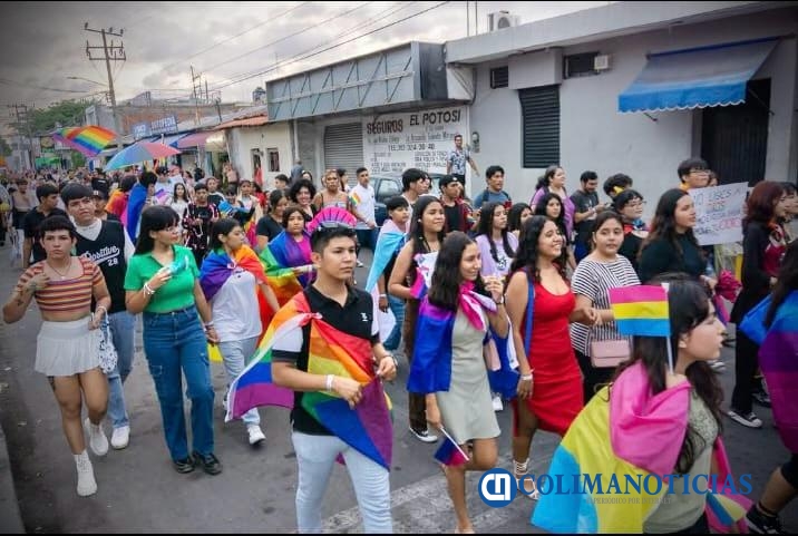 Invitan a familias a participar en la sexta Marcha del Orgullo en Tecomán; organizador denuncia intentos de boicot