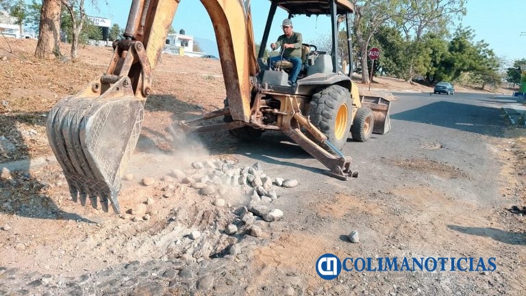 Realiza Operación Bacheo acciones en calles empedradas de VdeA