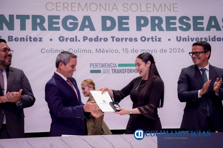 Reconoce UdeC trayectorias universitarias de 15, 20 y 25 años y a sus mejores docentes del 2025