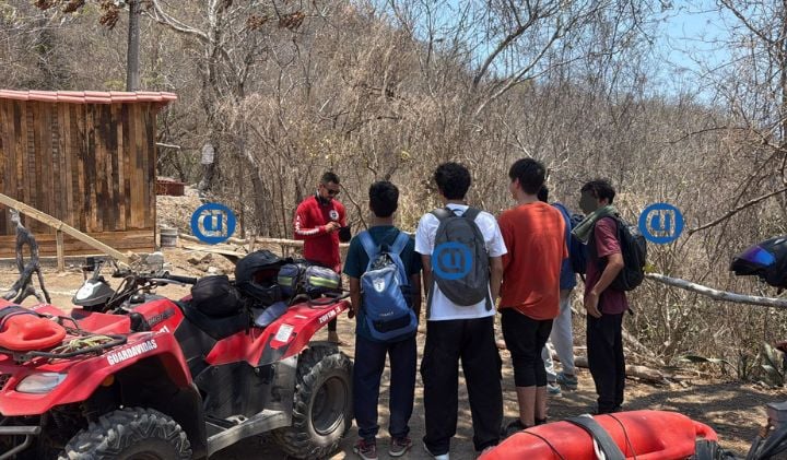 Rescatan a jóvenes extraviados en el cerro de Juluapan de Miramar