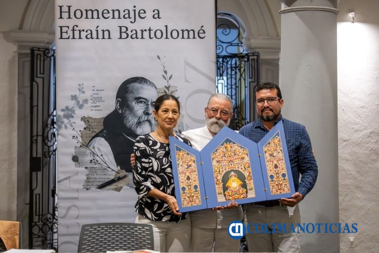 Rinde Colima homenaje al poeta chiapaneco Efraín Bartolomé