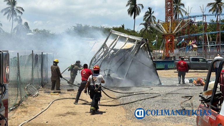 Se incendia puesto en las instalaciones de la Feria de Manzanillo