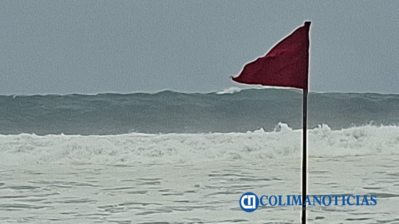 Bandera roja playas de colima