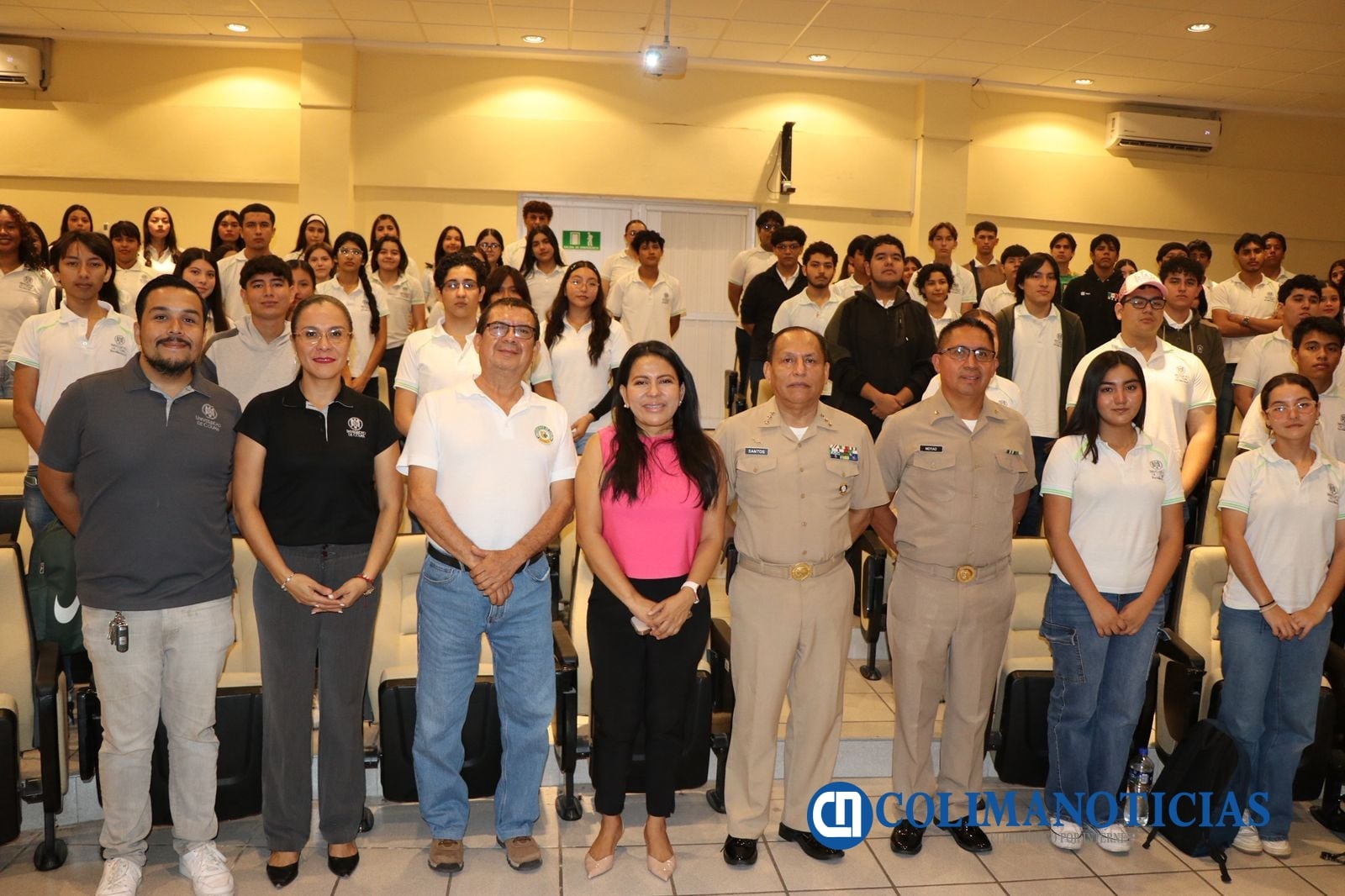 Conocen bachilleres opciones de estudio en ciencias del mar