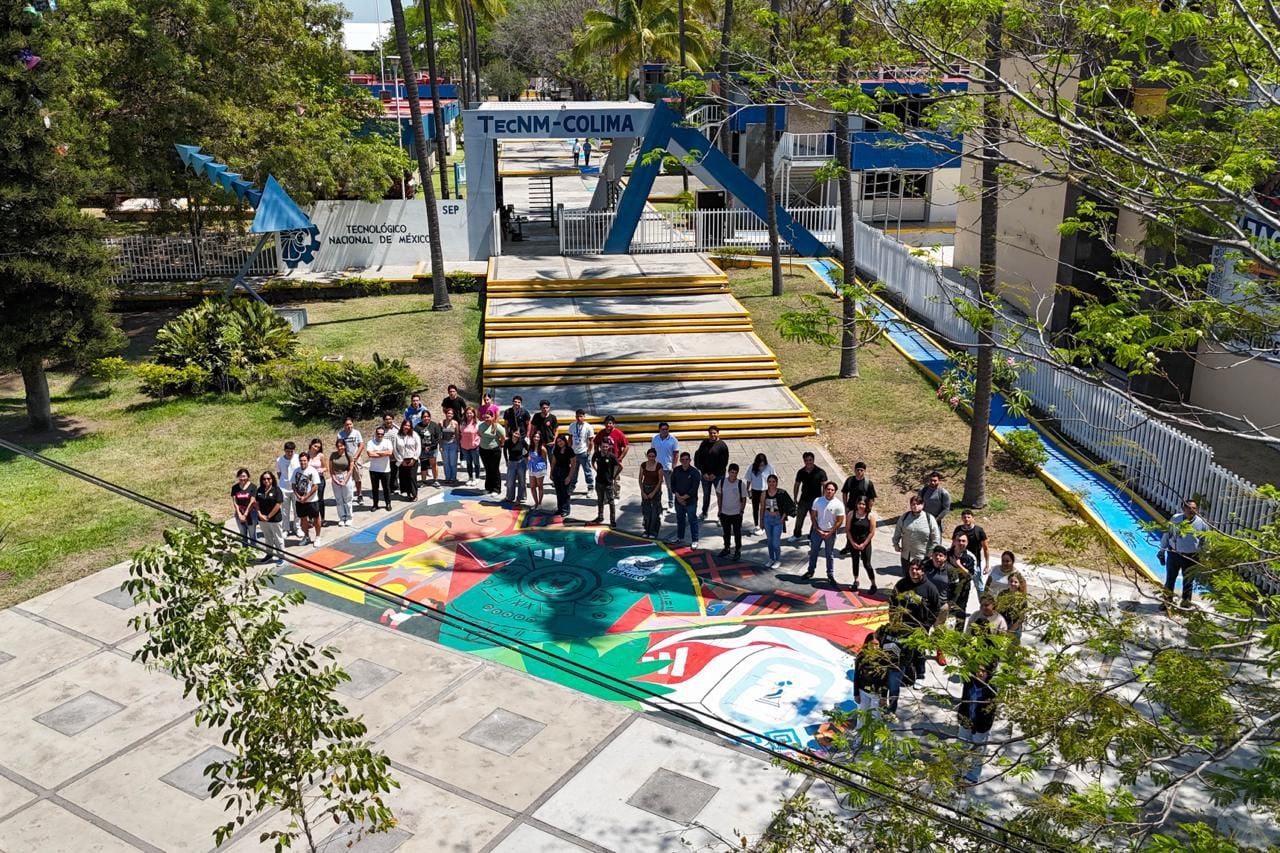 Estudiantes del Tec de Colima ganan 2⁰ lugar nacional de Murales Mundialistas; Indira Vizcaíno reconoce talento de las juventudes