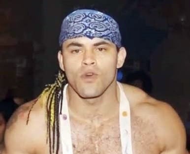 Exluchador de la AAA, Konnan, es sometido a amputación de ambas piernas