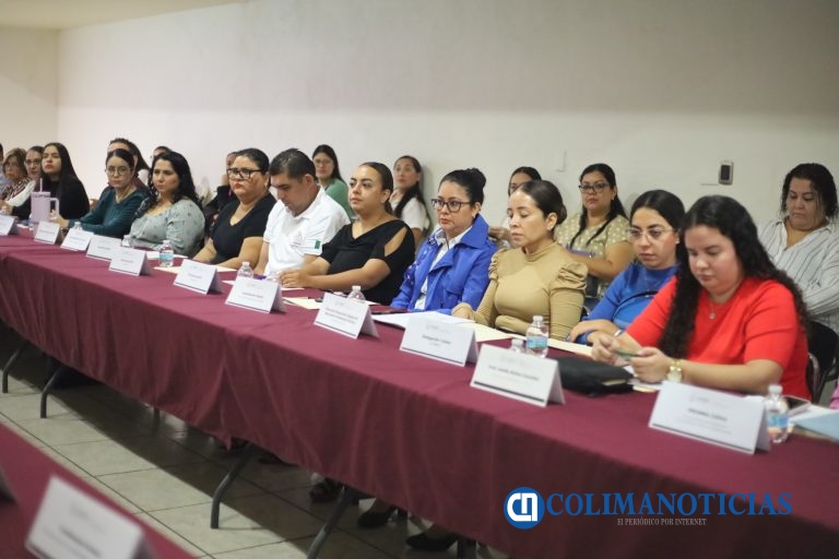 Fortalece GEPEA la coordinación para prevenir embarazos en adolescentes, en Colima