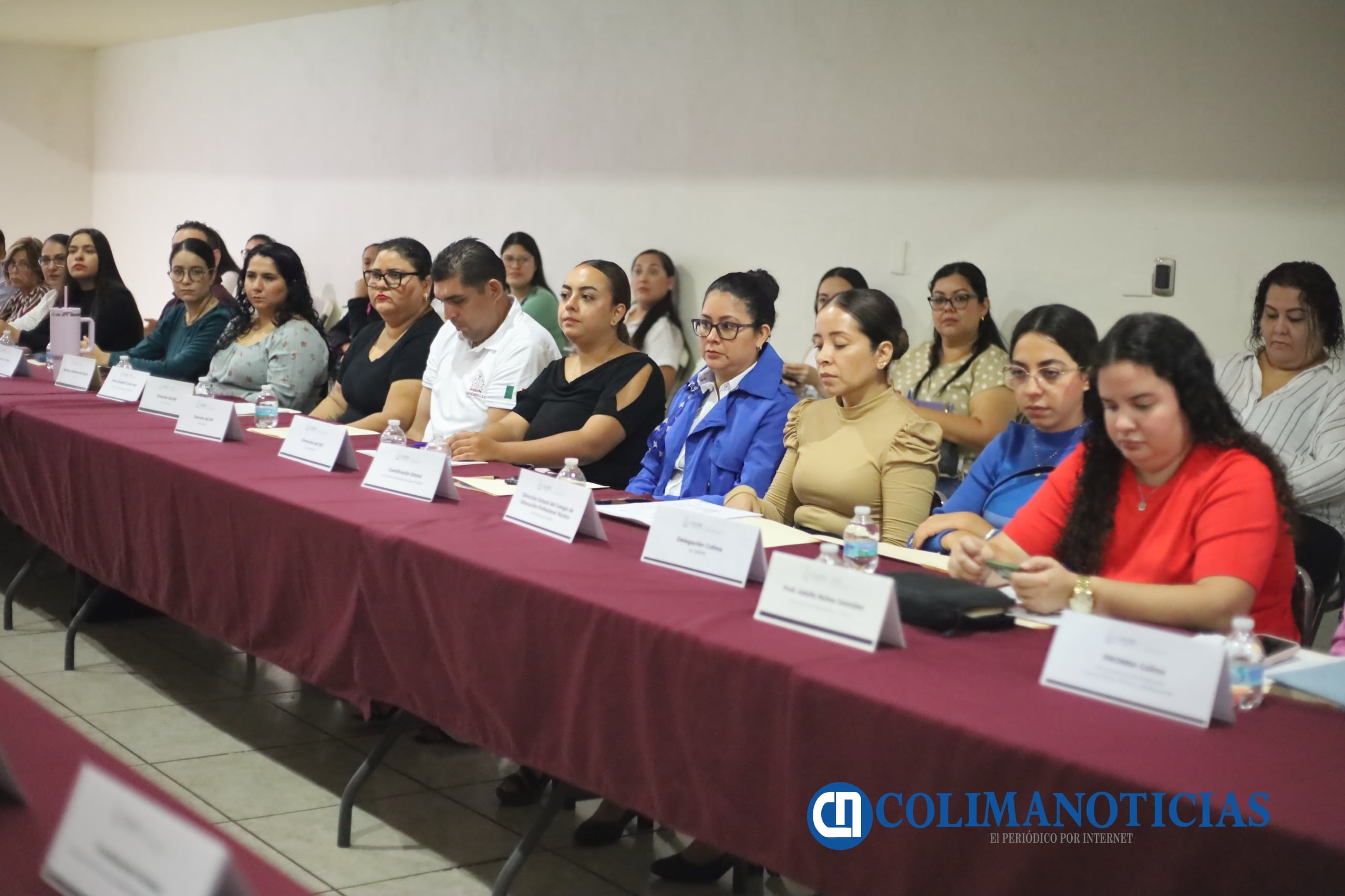 Fortalece GEPEA la coordinación para prevenir embarazos en adolescentes, en Colima